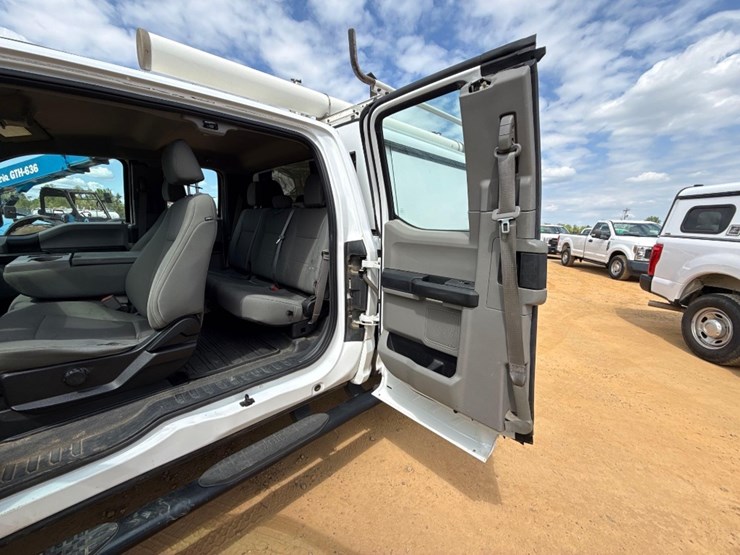 2019-ford-f250-xl-image-14