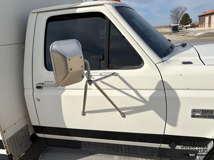 1991-ford-f-super-duty-image-16