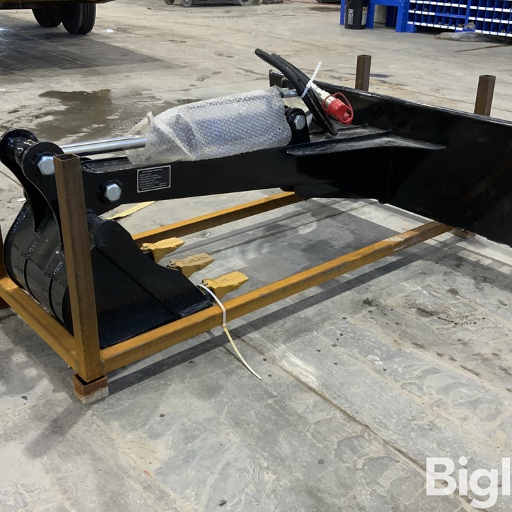 2025 MASSEY-FERGUSON 730