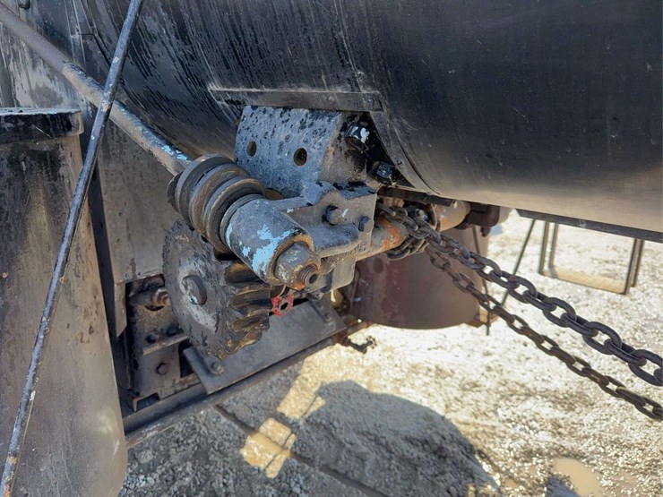 1910-advance-rumely-steam-traction-engine-image-75