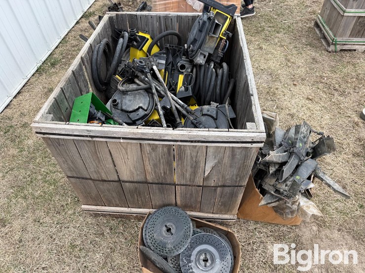 john-deere-seedtubes-w/sensor-&-mini-hoppers-image-4
