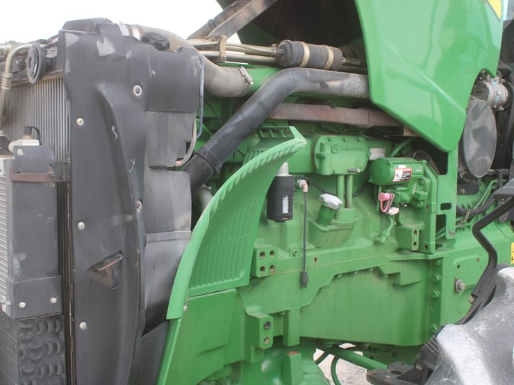 john-deere-8120-image-61