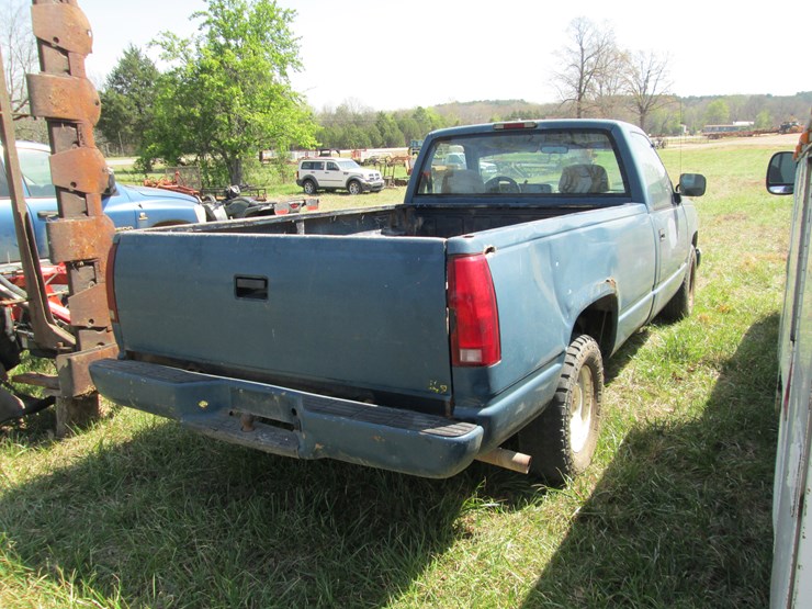 1994-chevrolet-1500-image-3