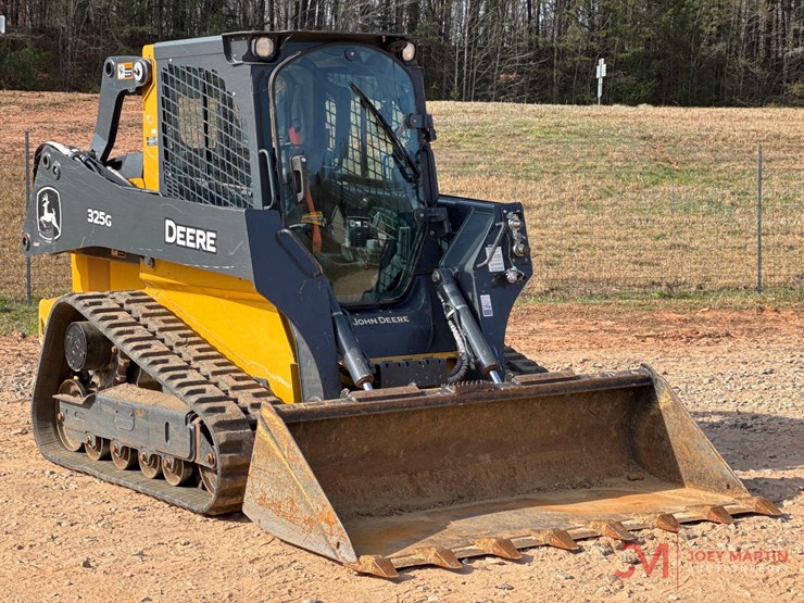 2023-deere-325g-image-1
