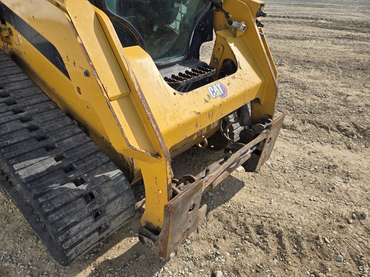 2019-caterpillar-259d3-image-10