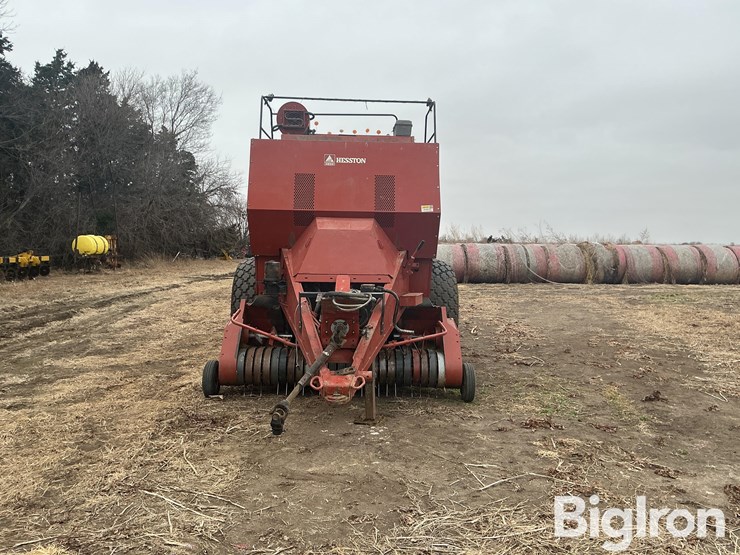 hesston-4910-image-2