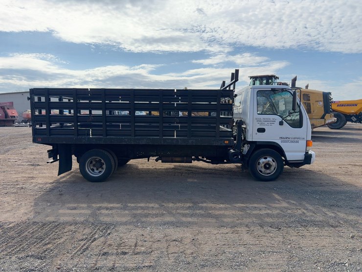 2002-isuzu-npr-hd-image-6