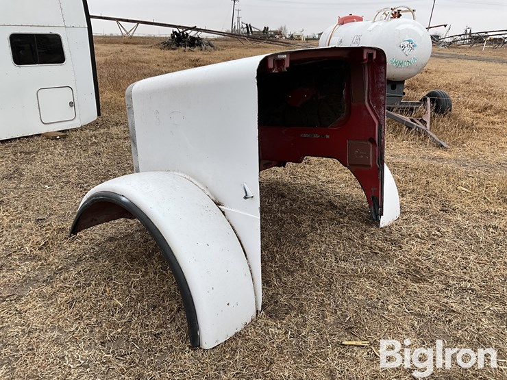 peterbilt-378-image-7