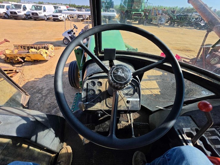 john-deere-4430-image-10