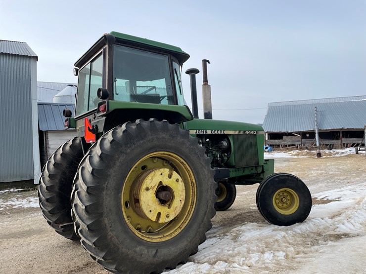 john-deere-4440-image-5