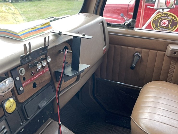 international-s1900-image-14