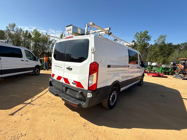 2019-ford-f350-image-4