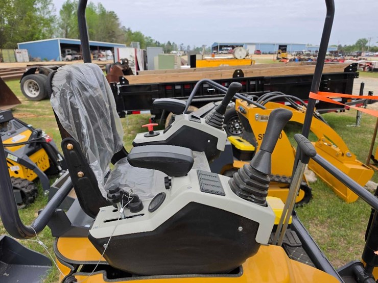 --absolute---new-sdlanch-excavator-image-8