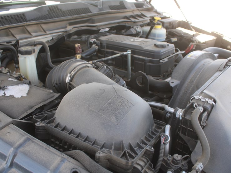 2015-dodge-3500-image-72