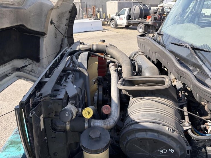 2012-international-workstar-7400-image-7