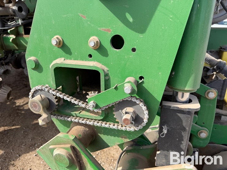 john-deere-1770-image-10