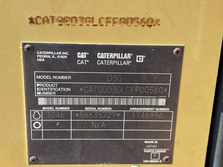 2002-caterpillar-d3g-image-39