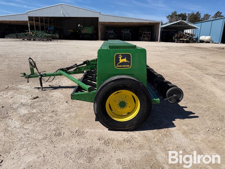 2000-john-deere-450-image-8