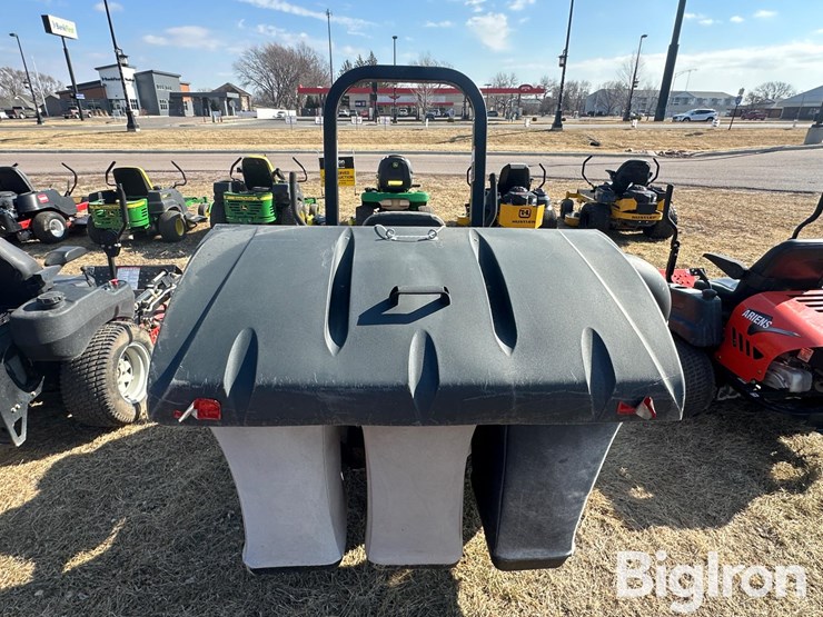 2017-gravely-proturn-472-image-6