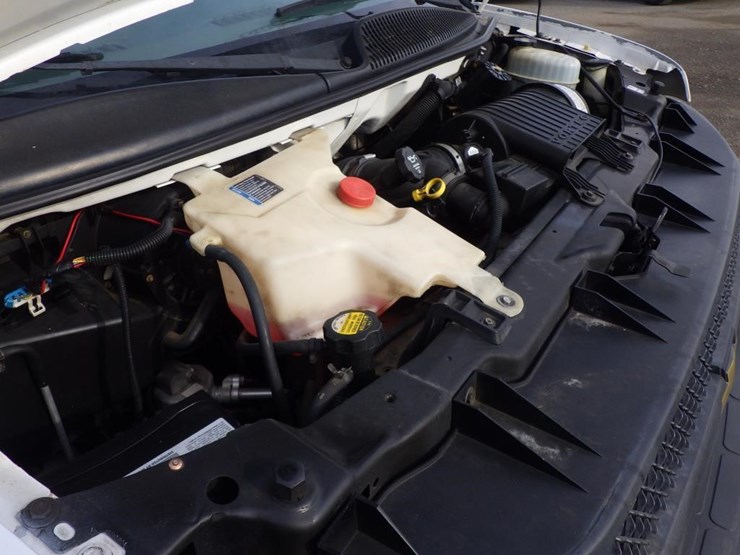 2005-chevrolet-express-2500-image-10