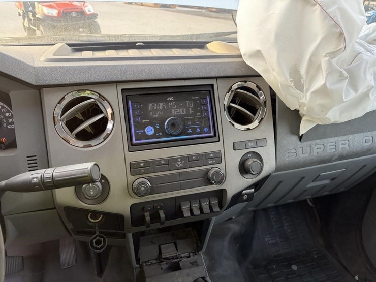 2012-ford-f250-image-19