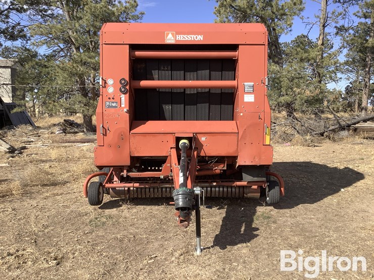 2000-hesston-856a-image-2