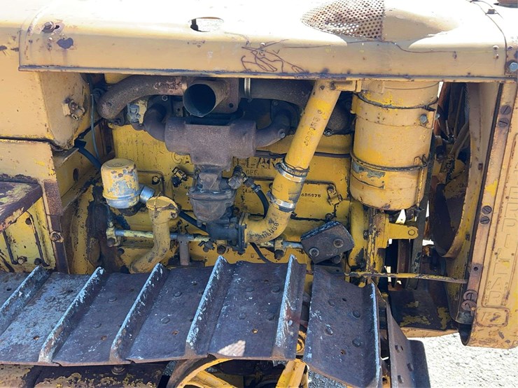 caterpillar-r2-image-11