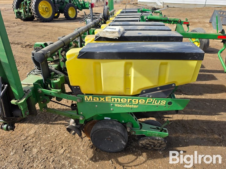 john-deere-1730-image-10