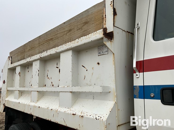 1993-ford-ln8000-image-18