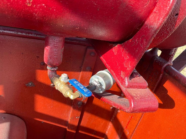 1917-american-la-france-firetruck-image-29