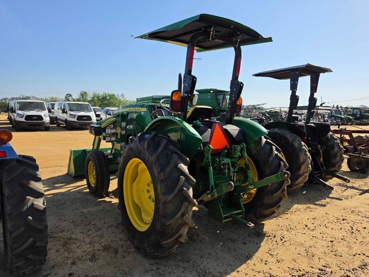 john-deere-5055e-image-2