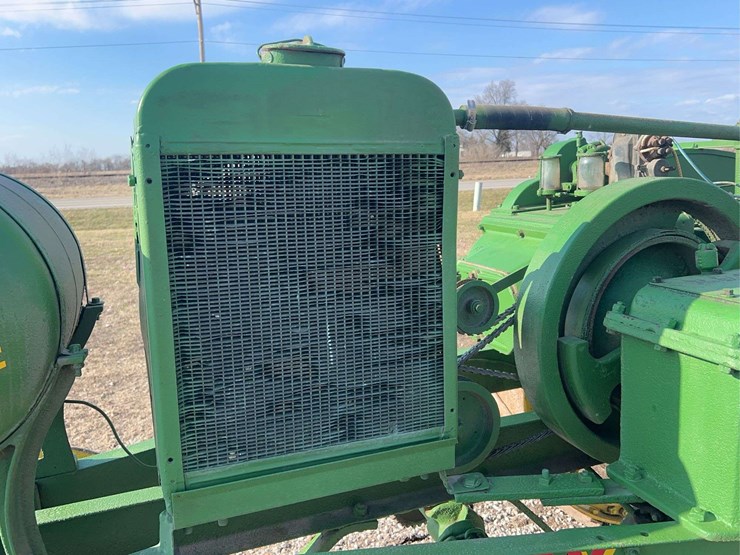 12-25-waterloo-boy-model-n-image-12