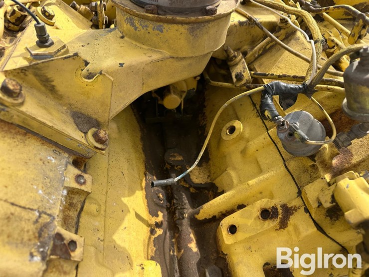 caterpillar-3208-image-12