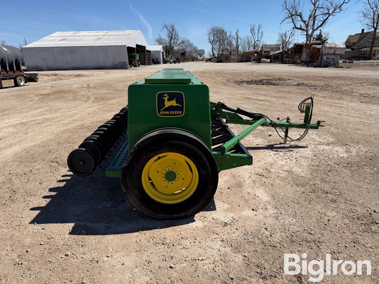 2000-john-deere-450-image-4