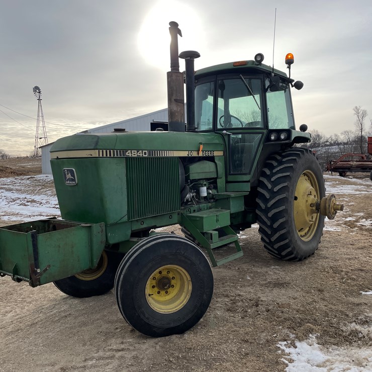 JOHN DEERE 4840