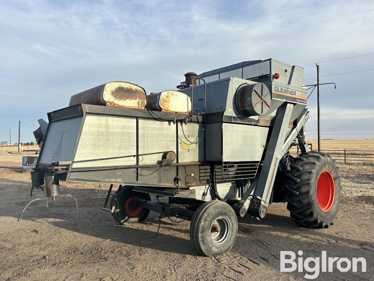 1977-gleaner-l2-image-5