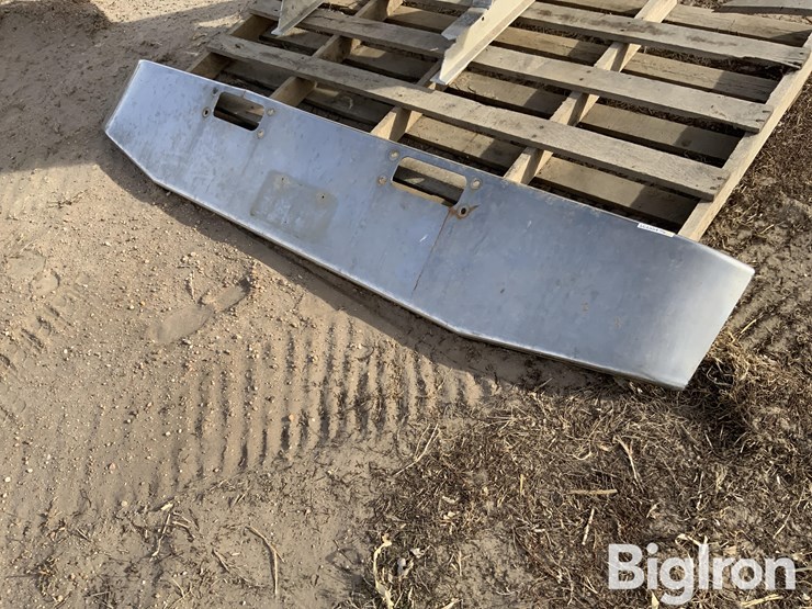 peterbilt-359-image-9