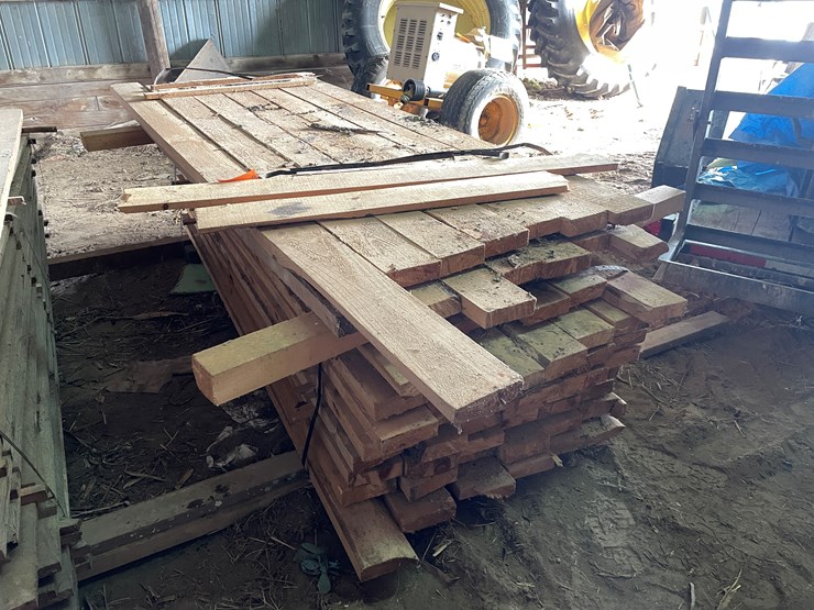 #2391-•-assorted-2"-lumber-image-3