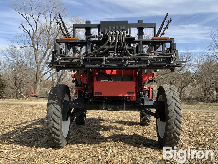 2012-apache-as720-image-6