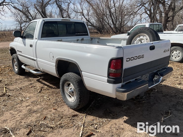 2001-dodge-ram-1500-laramie-slt-image-7
