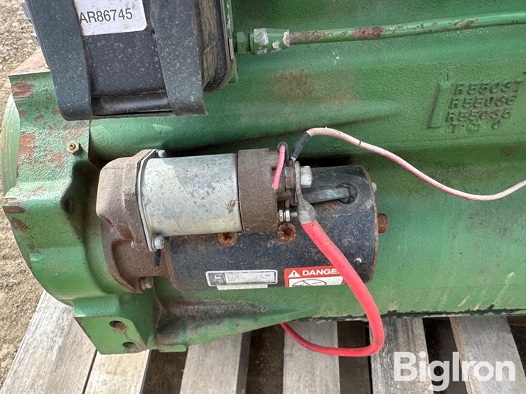 john-deere-329-image-16