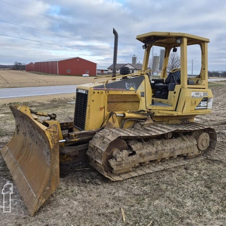2002 CATERPILLAR D5G