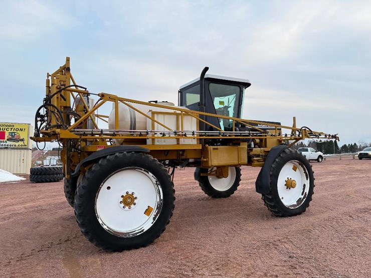 ag-chem-rogator-664-image-4