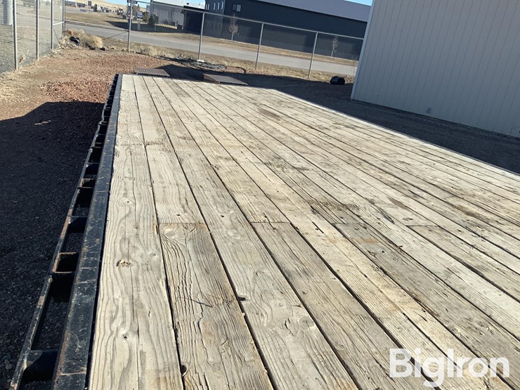 2009-pj-flatbed-image-15