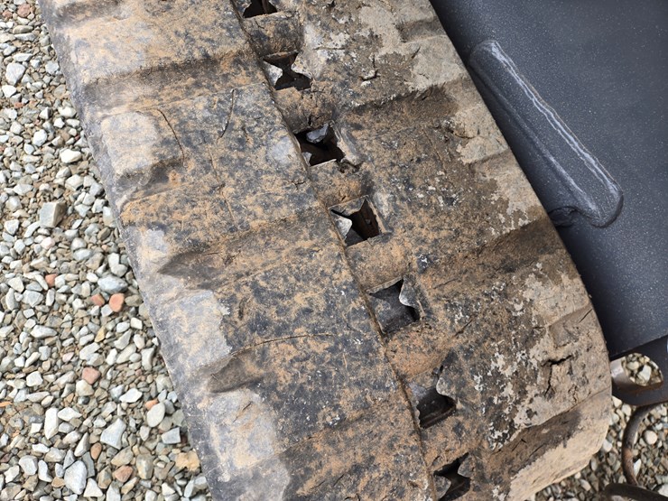 takeuchi-tl10v2-image-58