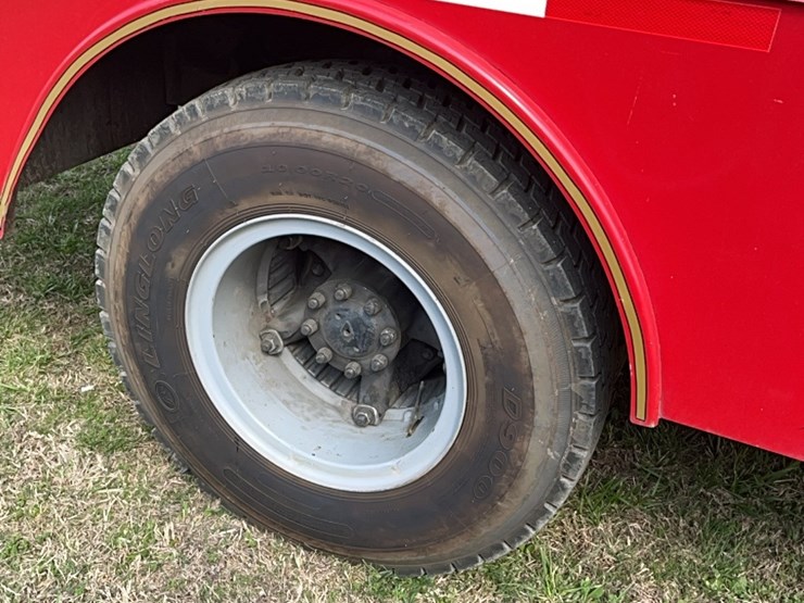 international-s1900-image-4