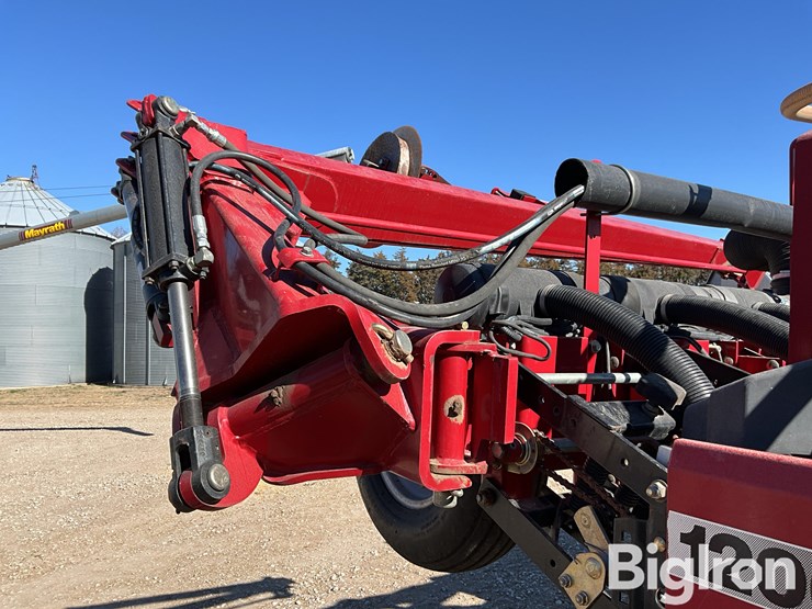 case-ih-1200-image-15