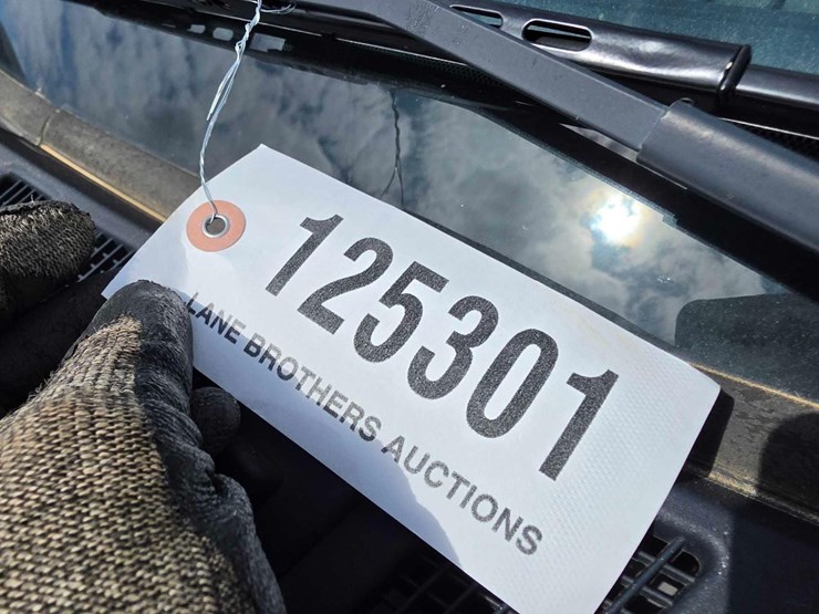 2019-ford-f250-xl-image-14