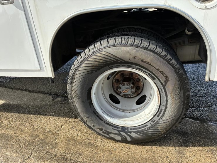 2002-ford-f350-image-5