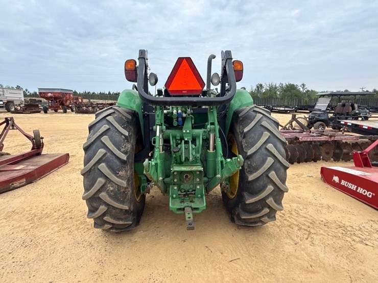 john-deere-5075m-image-5